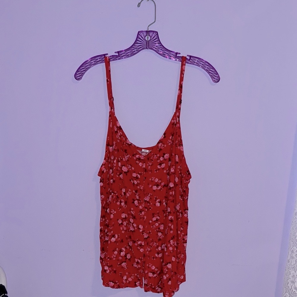 Old Navy Rose Tank🌹